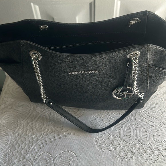 Michael Kors, New . - Picture 1 of 6